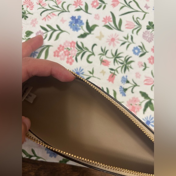 Coach Pencil Case - Picture 4 of 4